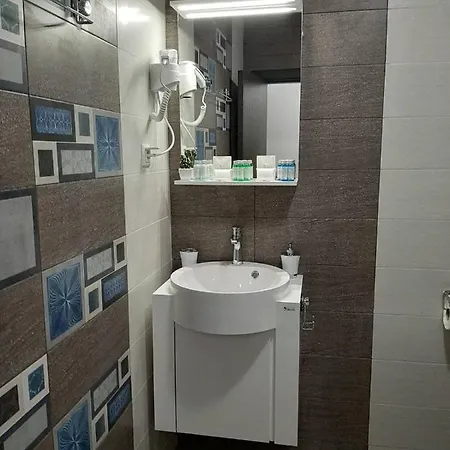 апаратамент Deluxe1 * סנט קונסטנטין והלנה
