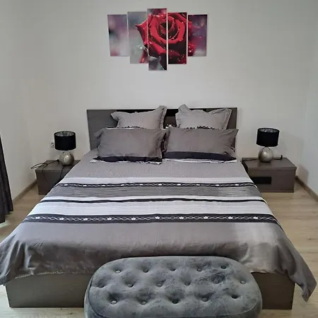 апаратамент Deluxe1 Apartment *